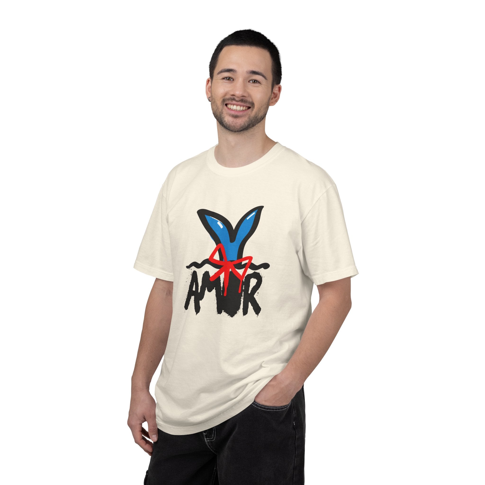 Modern Vintage Style, GraphicTee, Teddy Bear Amor T-shirt