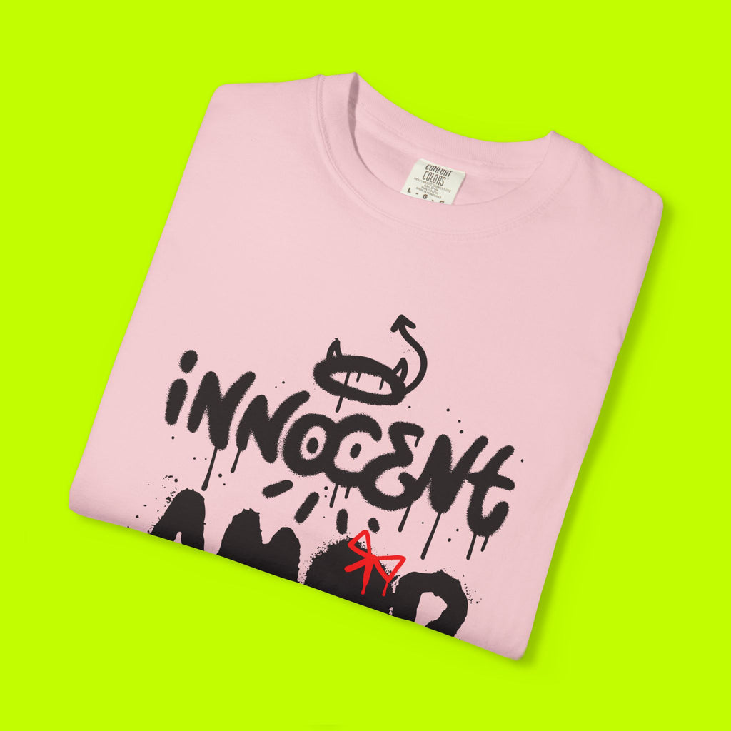 Modern Vintage Style, GraphicTee, Innocent Love T-shirt