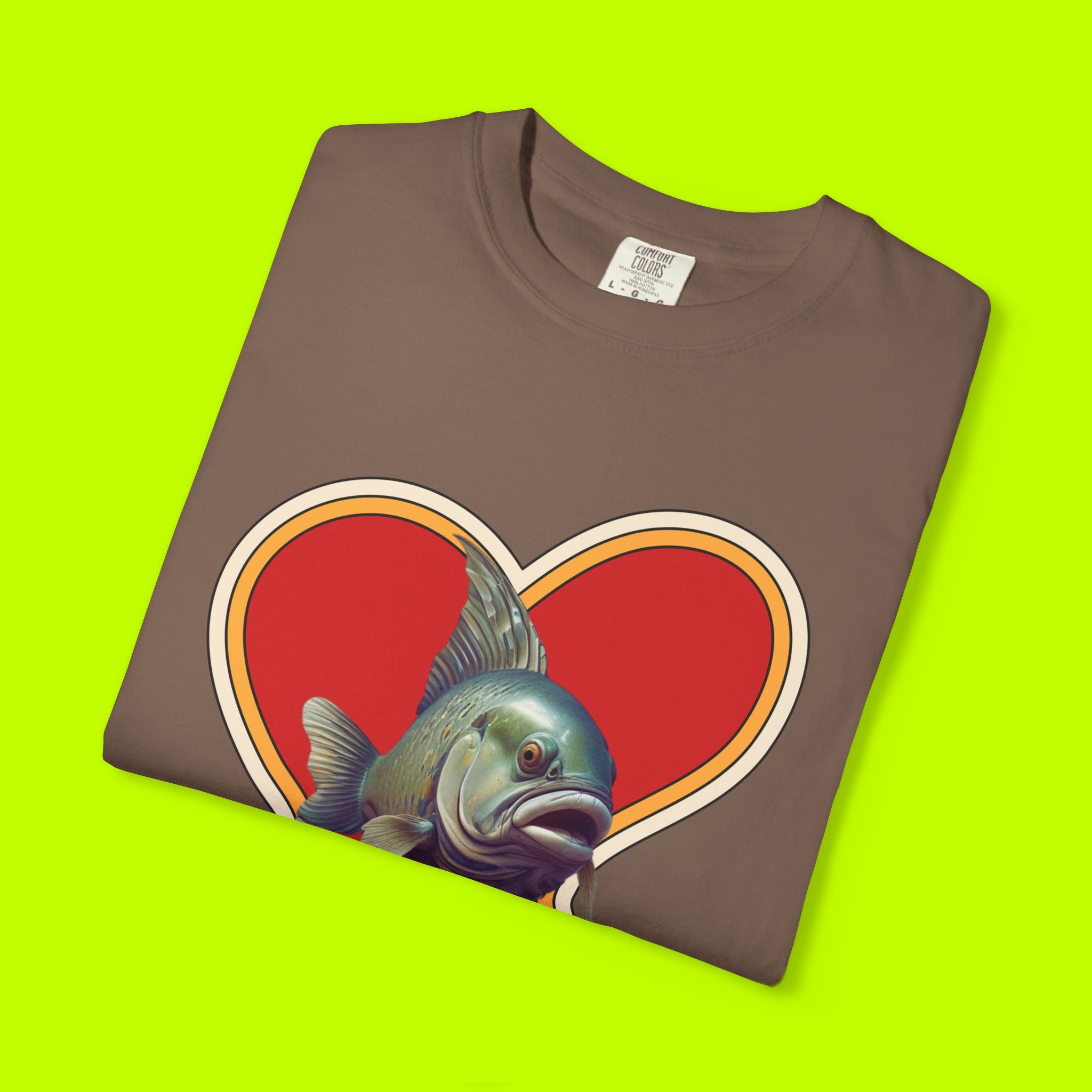 Fish In Love Vintage Style T-shirt