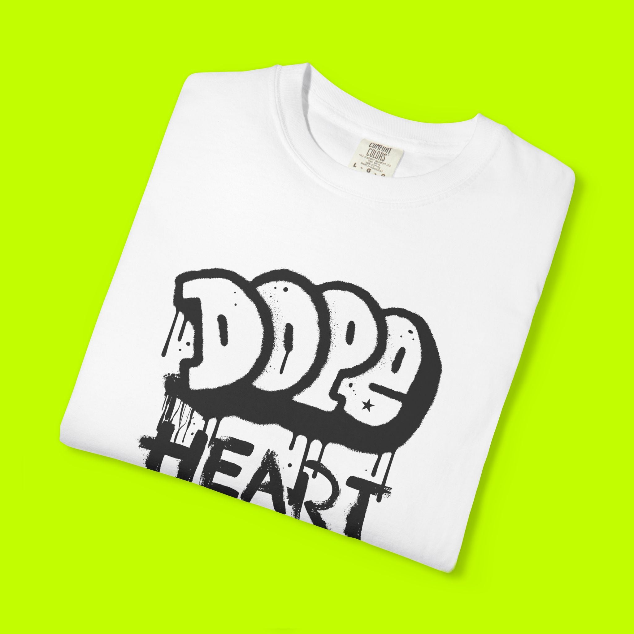 Modern Vintage Style, GraphicTee, Dope Heart T-shirt