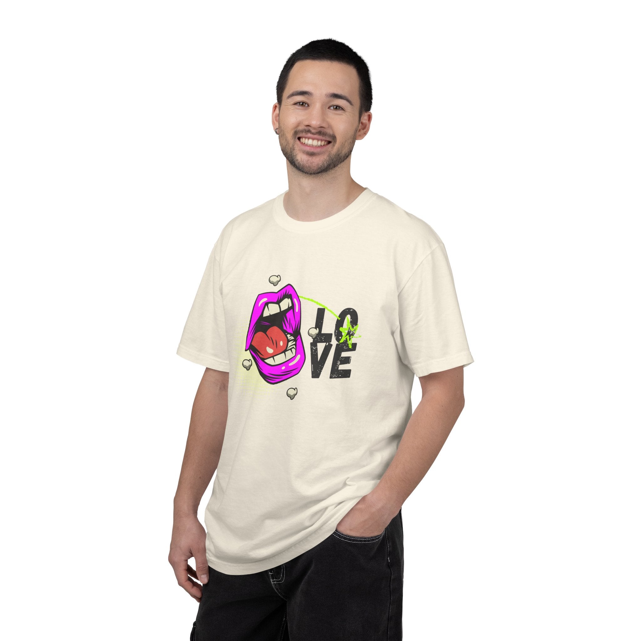 Pop Art, Vintage Style LOVE T-shirt