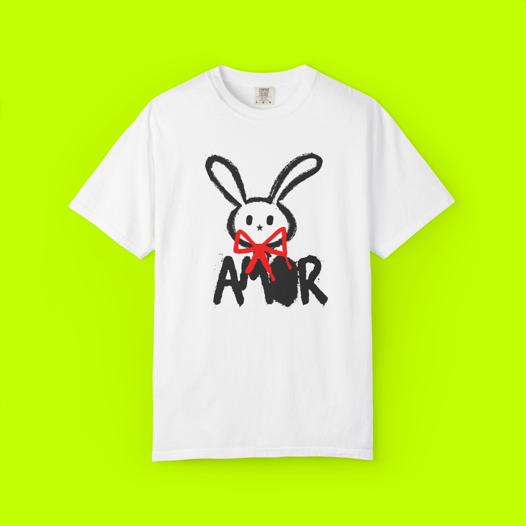 Modern Vintage Style, GraphicTee, Bunny Amor T-shirt
