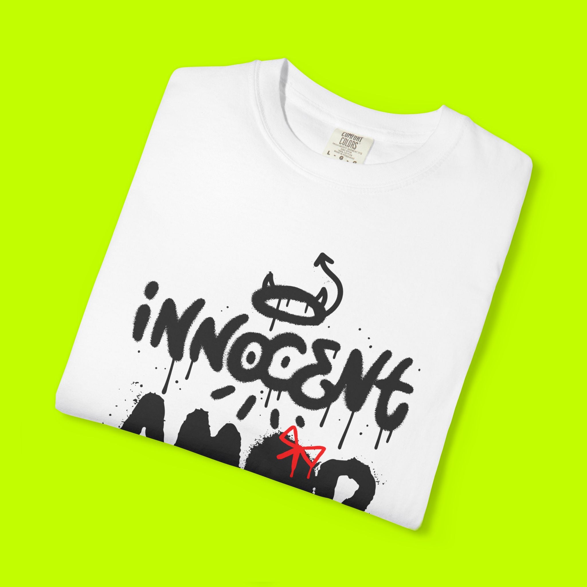 Modern Vintage Style, GraphicTee, Innocent Love T-shirt