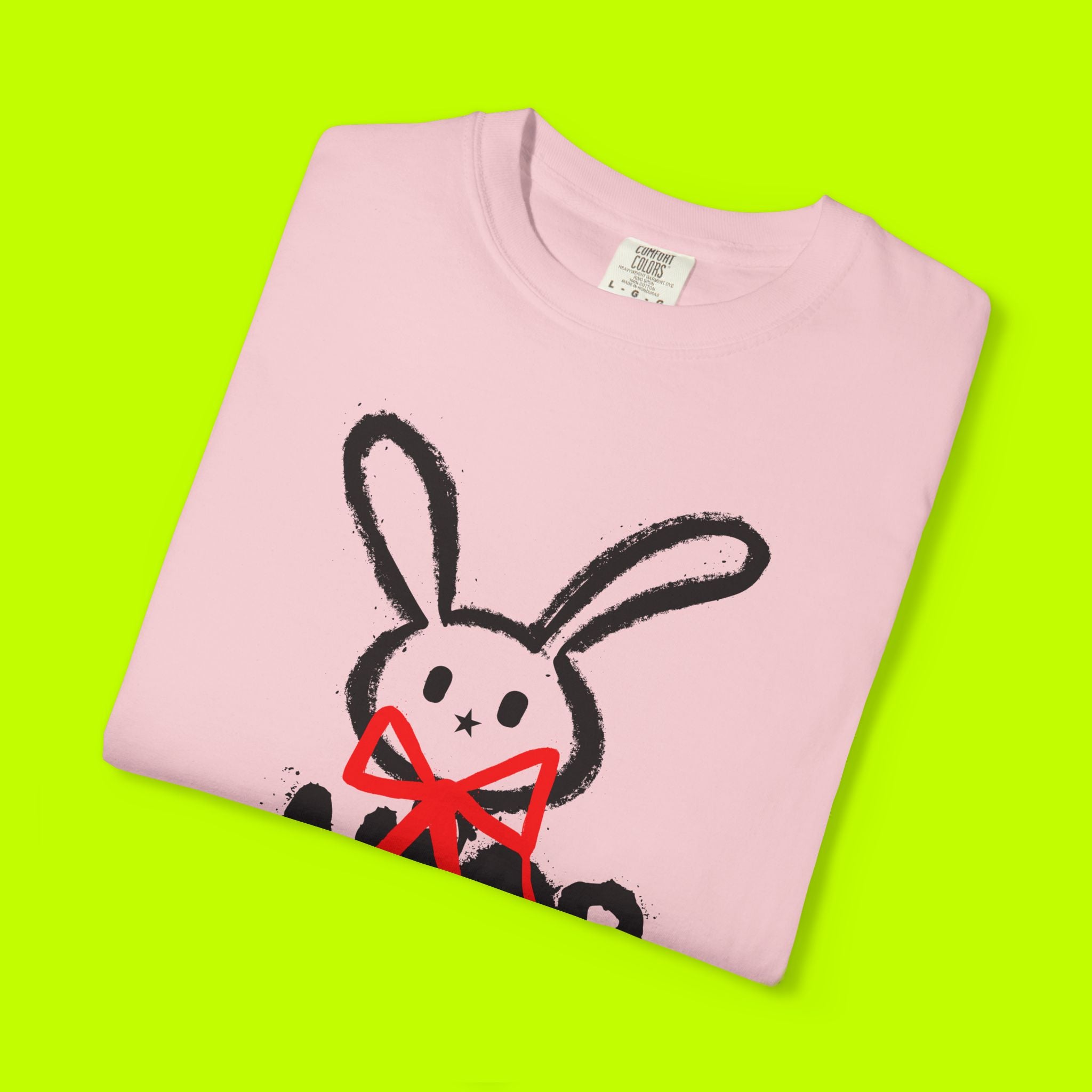 Modern Vintage Style, GraphicTee, Bunny Amor T-shirt