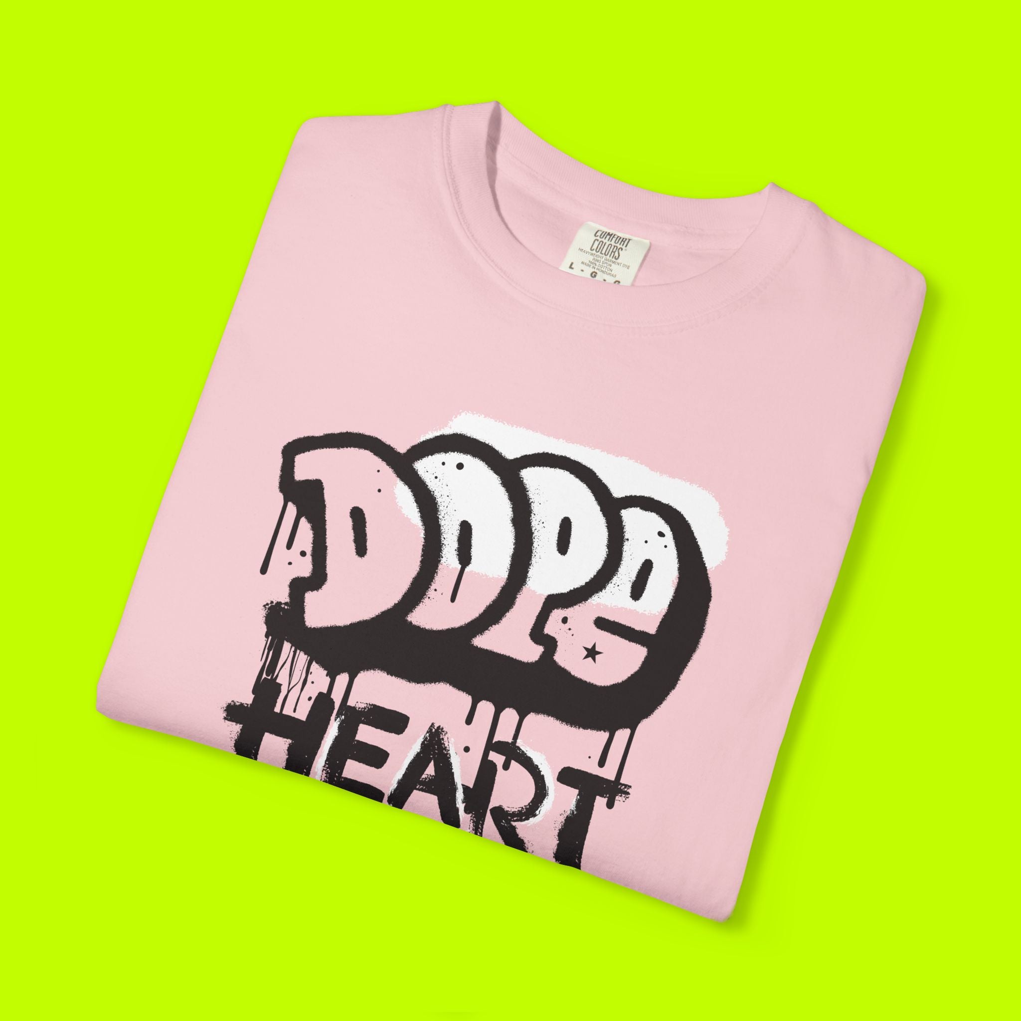 Modern Vintage Style, GraphicTee, Dope Heart T-shirt