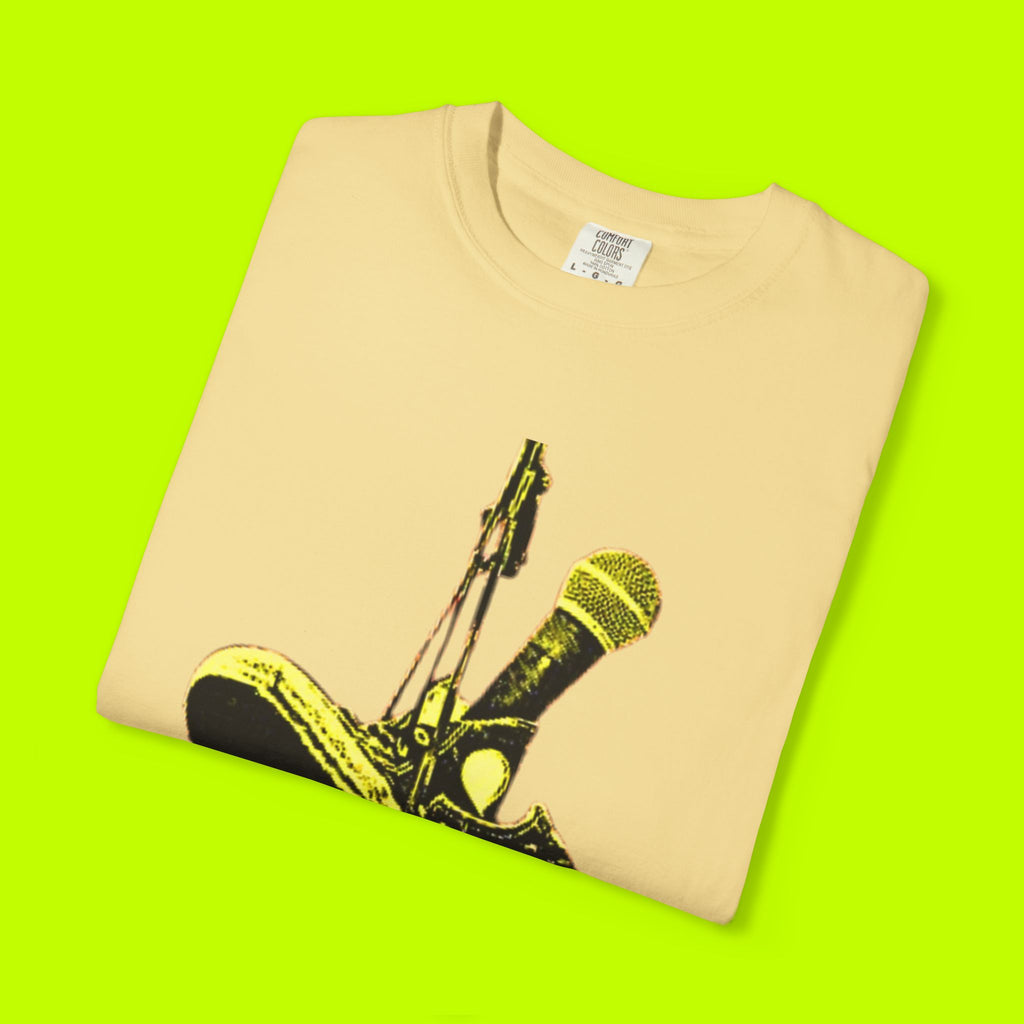 Vintage Style. 90's Band Tee