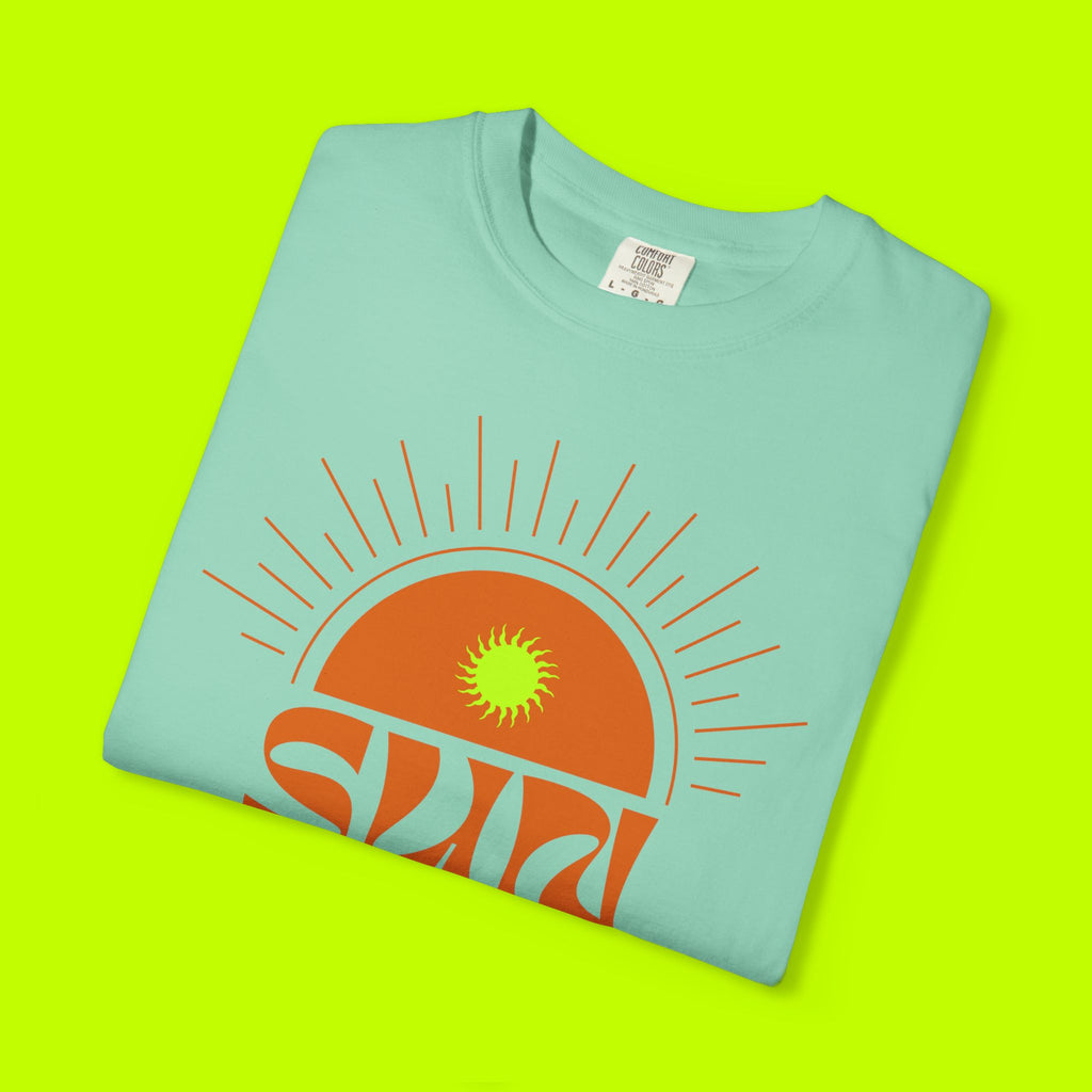 Vintage Style, Graphic Tee, Sun Rises T-shirt
