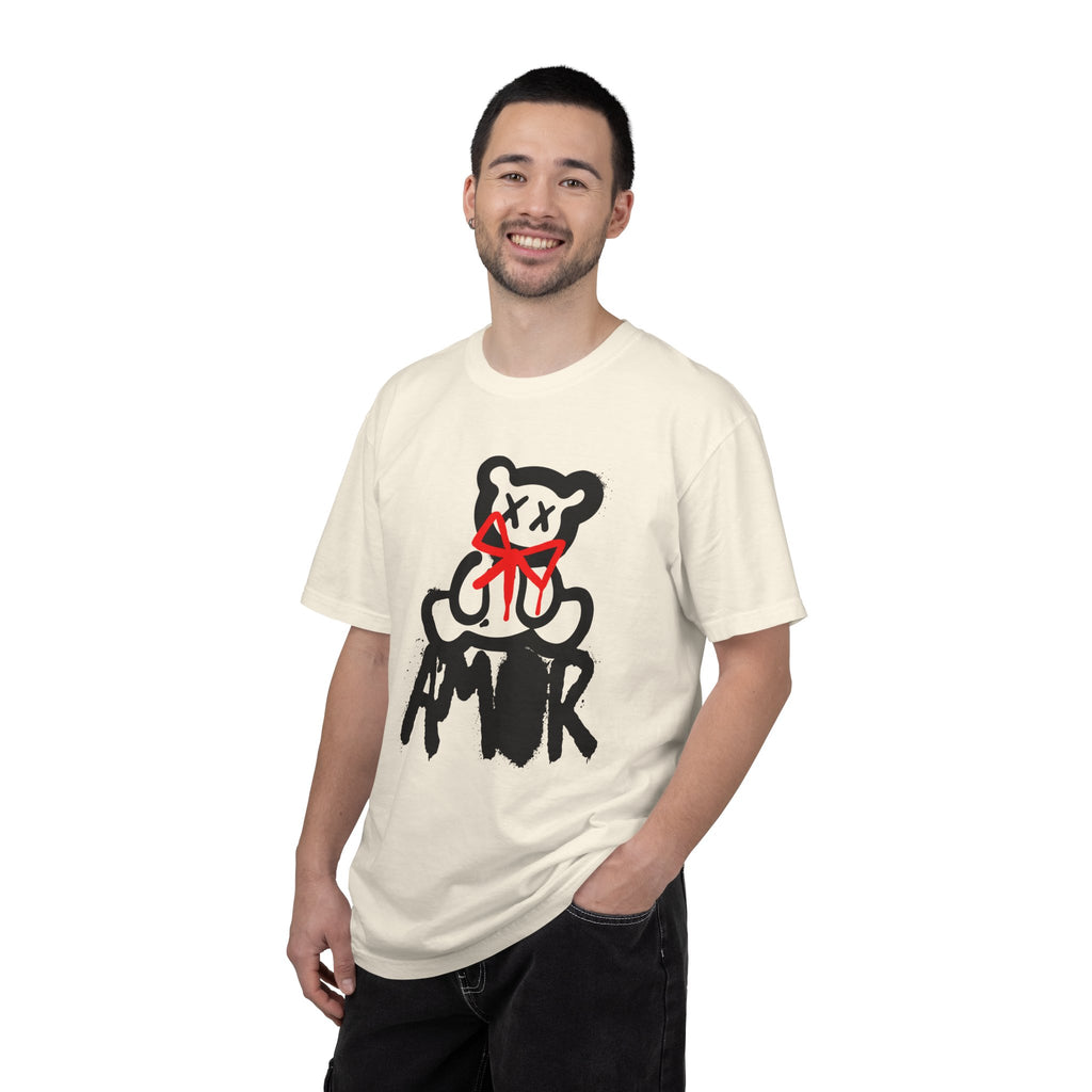 Modern Vintage Style, GraphicTee, Teddy Bear Amor T-shirt