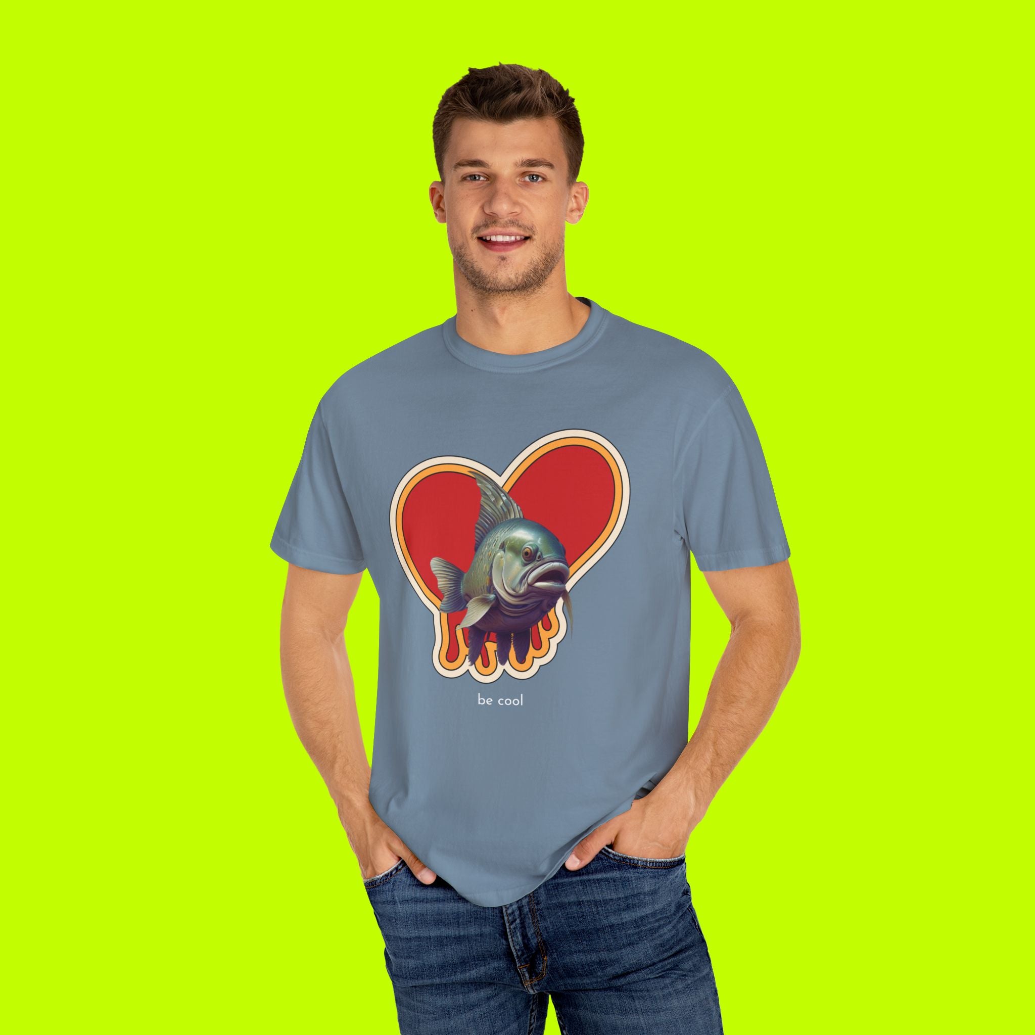 Fish In Love Vintage Style T-shirt