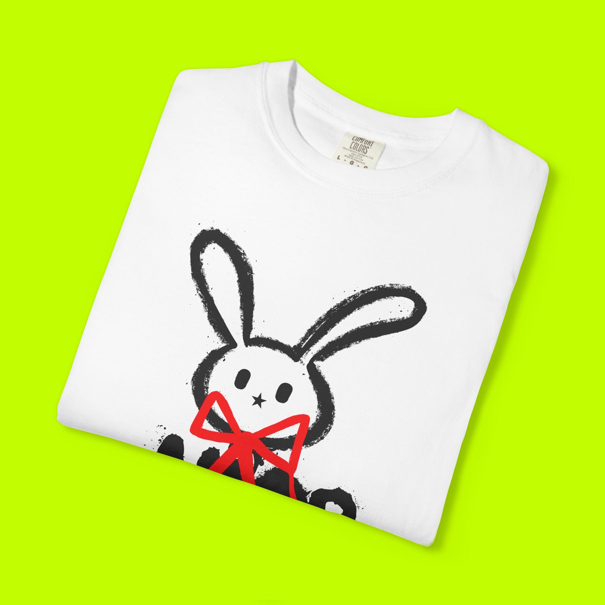 Modern Vintage Style, GraphicTee, Bunny Amor T-shirt