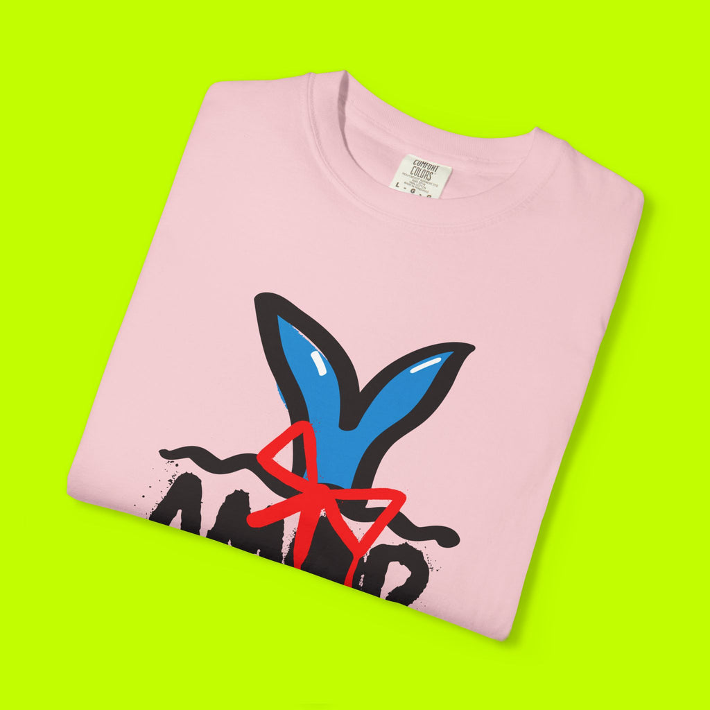Modern Vintage Style, GraphicTee, Teddy Bear Amor T-shirt